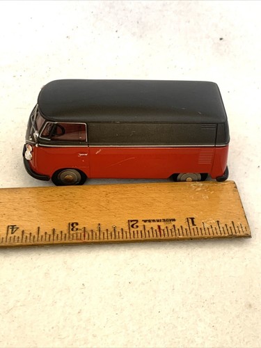 Hongwell Cararama VW Comb1 Bus Van, Red And Black- 1/43 - Picture 17 of 17