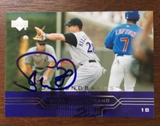 SHEA HILLENBRAND 2004 UPPER DECK AUTOGRAPHED SIGNED AUTO BASEBALL CARD 14 RED SO