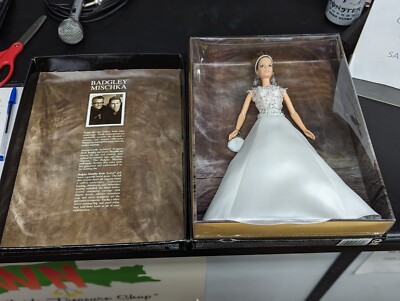 Barbie Badgley Mischka Bride Doll Limited Edition 2003 Gold Label