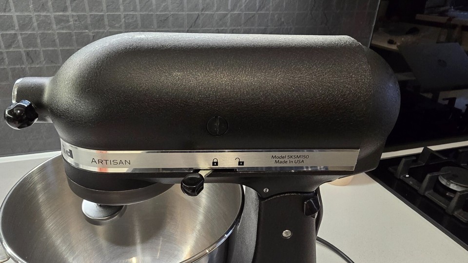 KitchenAid Artisan Mixer Cast Iron Black (Excellent Condition