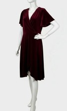 Jessica Howard Women's Red Velvet Surplice Short Sleeve Dress Petite Size 4P