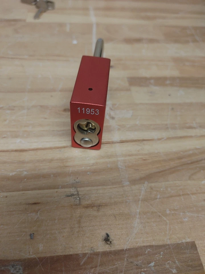 Brady Padlock Aluminum Red LOTO  Lockout Keyed Different 6 Pack Steel Shackle  - Image 4 of 4