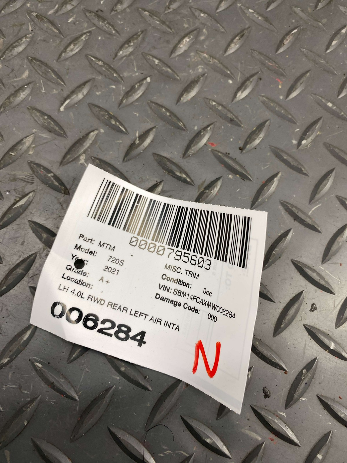 McLaren 720S 2018-2023 Rear Left Air intake trim P/N 14AB333CP
