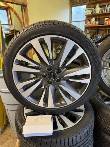 4 Pirelli Cinturato P7 245/40R19 Mounted On Lincoln Rims Under 500 Miles Wear!