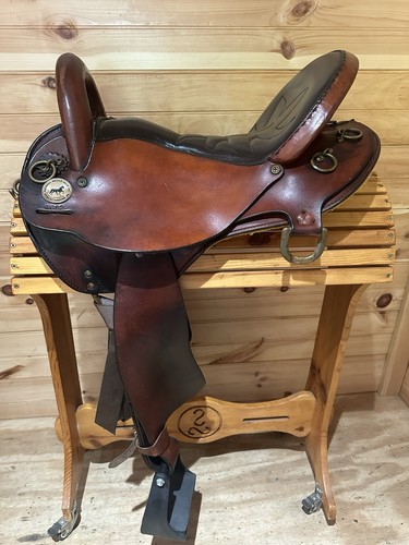 17” National Bridle Shop Tennessean Gaited Endurance Trail Saddle Model 4682