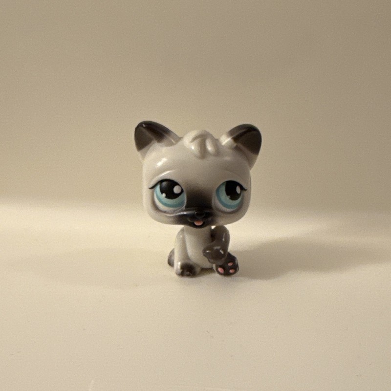 Littlest Pet Shop Siamese Cat Kitten Figure Bobble Head #PP1 Licking Paw 2005