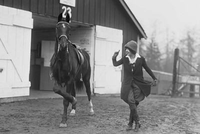 Georg, das tanzende Pferd, Foto von 1926 