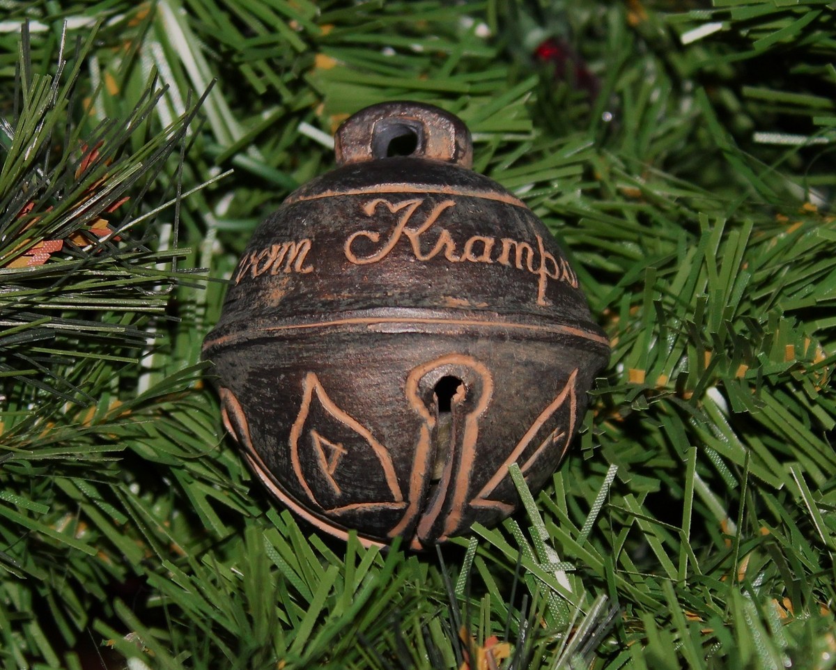 KRAMPUS Movie Bell Prop 1:1 Life Size Replicas Christmas WETA