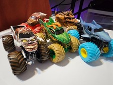 Monster Jam Lot 5 Trucks Zombie Dragon Horse Power Megladon