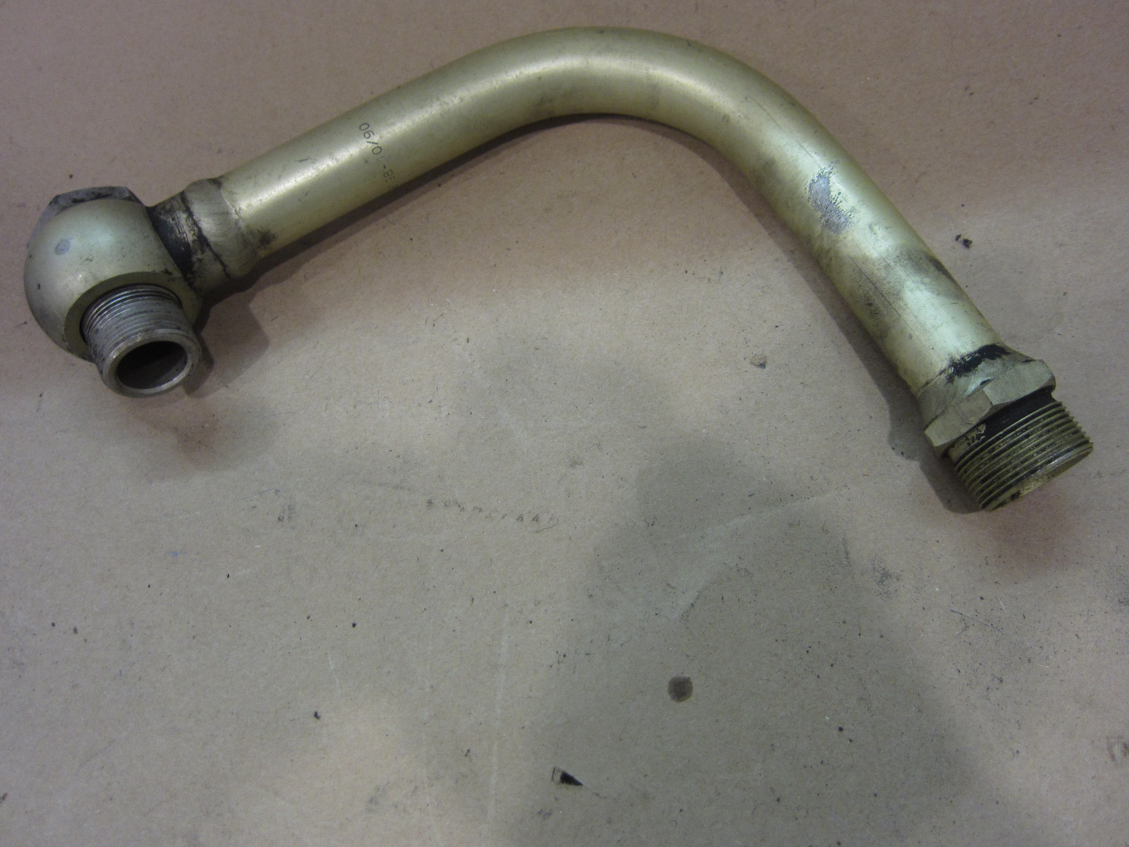 Ferrari Mondial 3.4 t - Non Flexible Oil Pipe / Motor To Radiator - P/N 142198