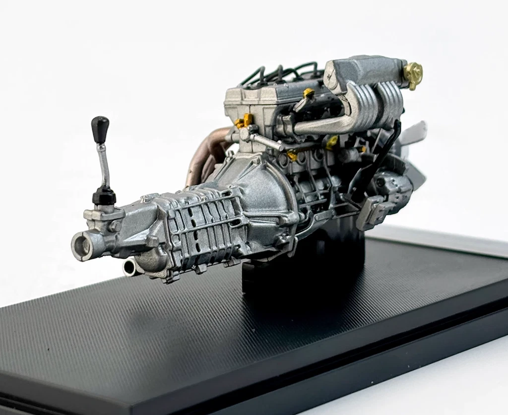 1/18 イグニッションモデル 4A-G エンジン AE86 未使用 箱傷み有