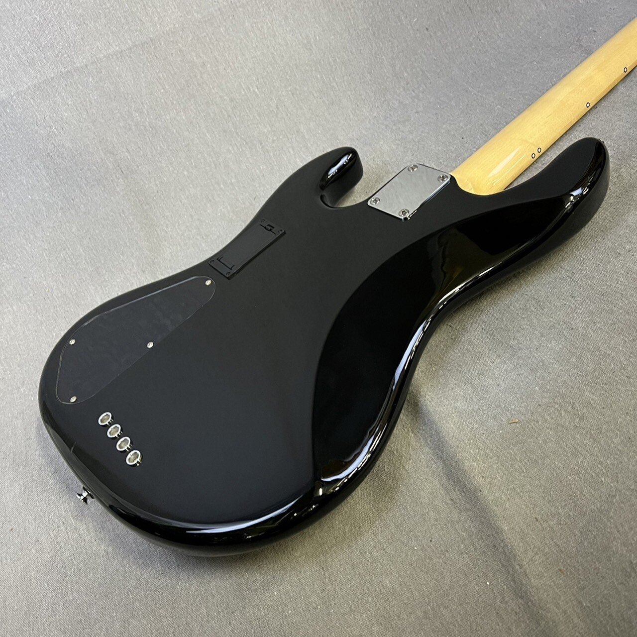 GrassRoots/エレキベース G-助平 WANIMA KENTA Model Black【グラス