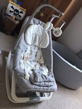 joie dreamer in the rain