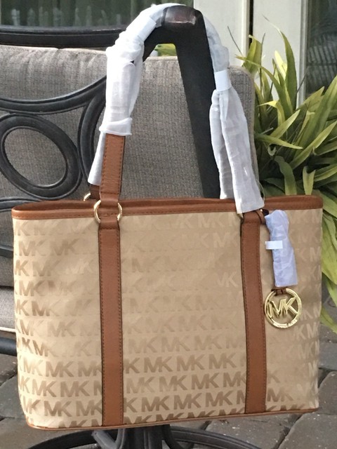michael kors camel bag
