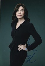 JULIANNA MARGULIES signed Autogramm 20x30cm GOOD WIFE in Person autograph COA
