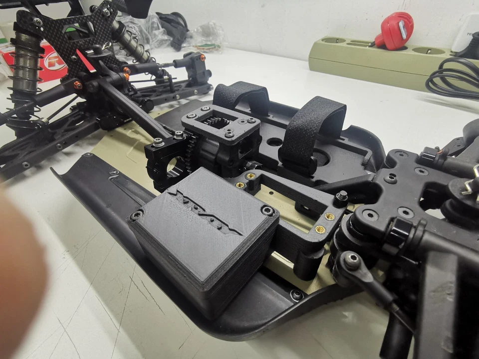 XRAY XB8 2022 NITRO - CONVERSIONE BRUSHLESS - BRUSHLESS CONVERSION - TO XB8E - Immagine 4 di 4