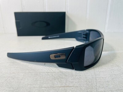 Oakley 03-473 Gascan Matte Rectangular Sunglasses 60mm
