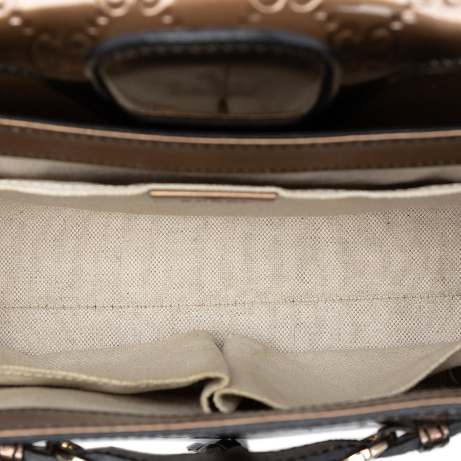 Authenticated Gucci Medium Patent Guccissima Emil… - image 4