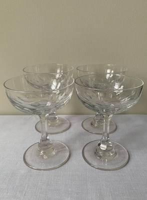 Vintage Set Kristall Champagner Coupés. Olivensteckling & facettierte Stiele. Super!