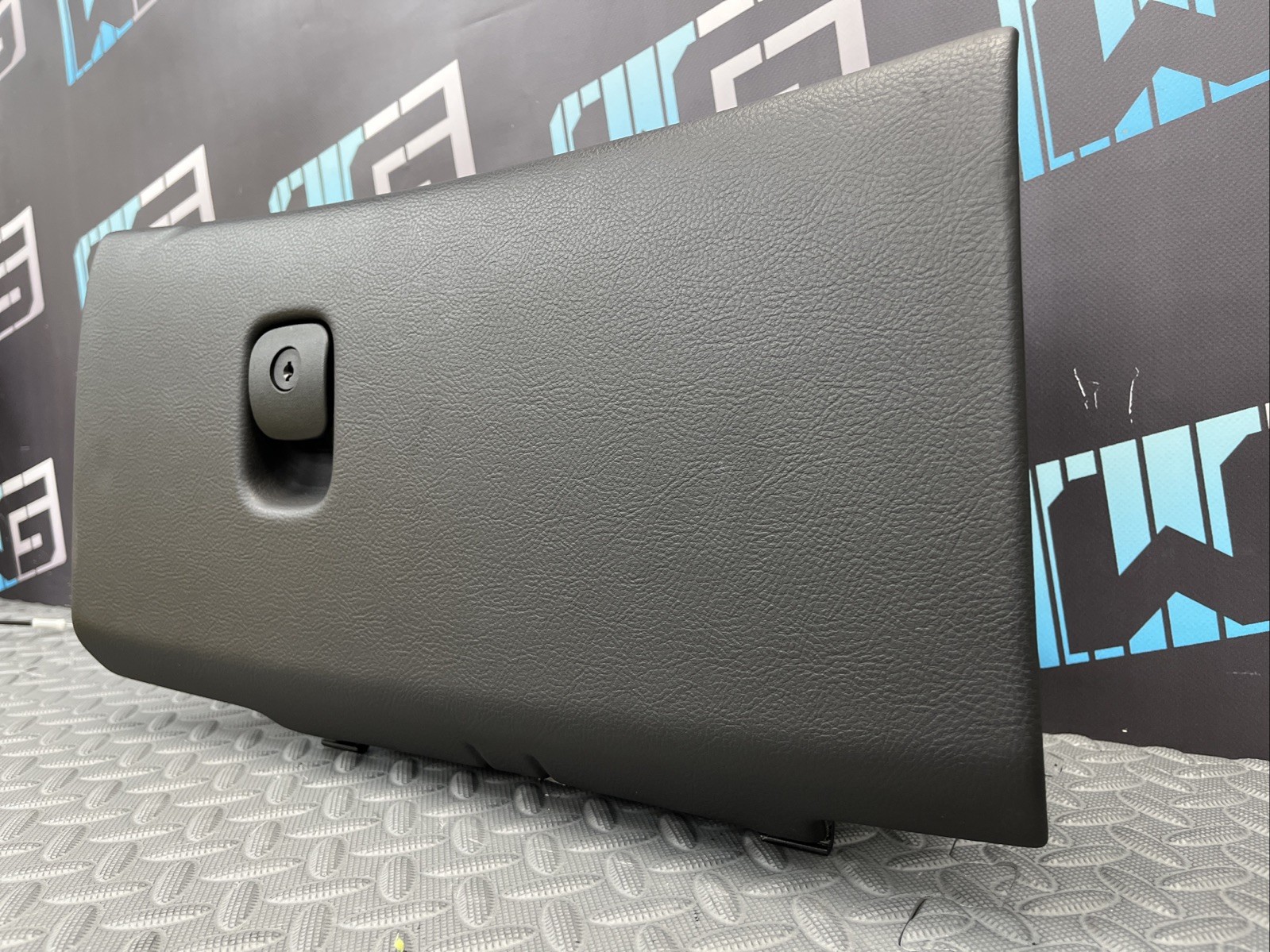 Chevrolet Corvette ZR1 2005-2013 Right Glove box Black