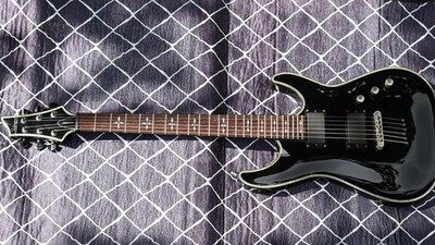 Schecter - Schecter Diamond Series Hellraiser C-1   Iconic Metal Guitar [Used] -