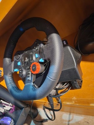 Logitech G29 Driving Force Racing Wheel - Black 