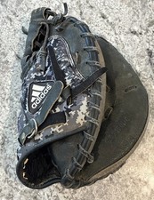 Adidas 31.5 in. Youth Catcher's Mitt TS3150DC RHT Camo Broken String