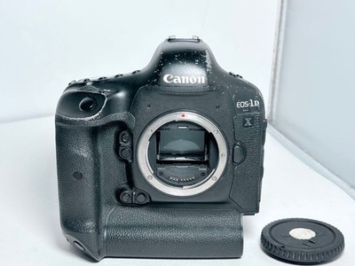 Canon EOS-1D X DSLR Camera Body Shutter Count Under 980000
