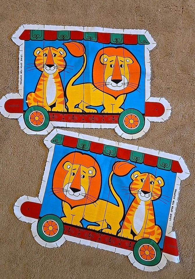 Almohadas de tren de circo vintage precortadas con panel de tela o colgantes de pared de colección RARO Foto 3 de 4