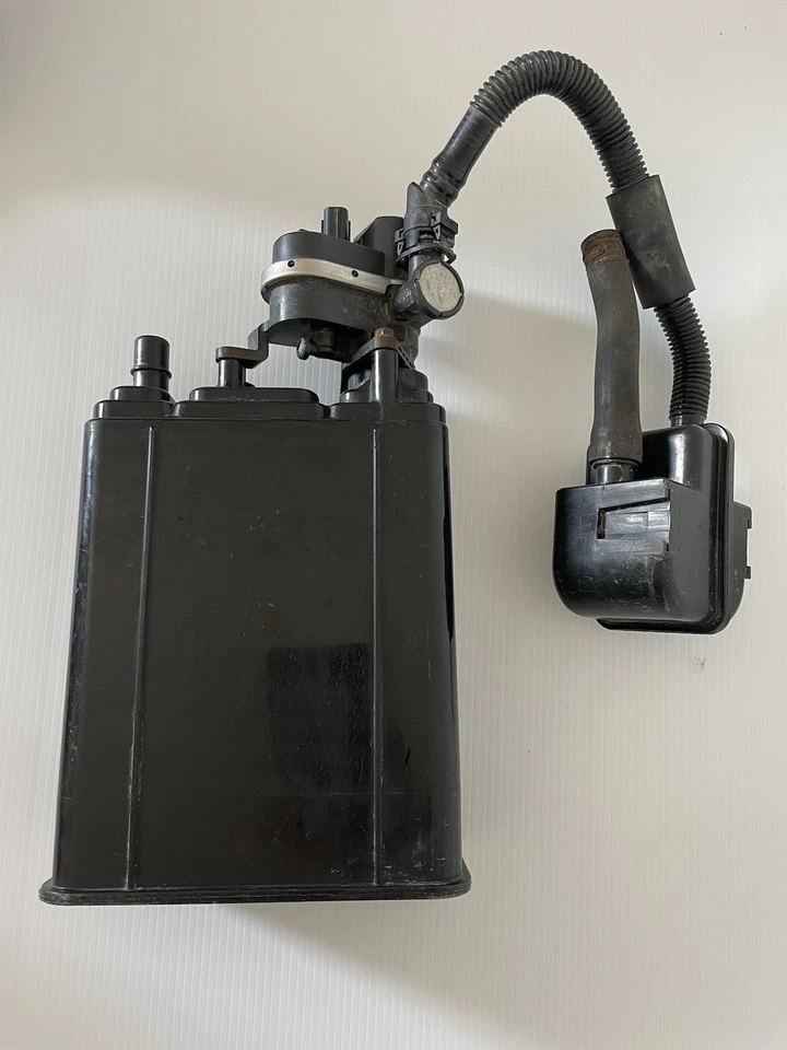 Toyota Highlander 2006 HV bote de carbón de vapor de combustible OEM+ Foto 4 de 4