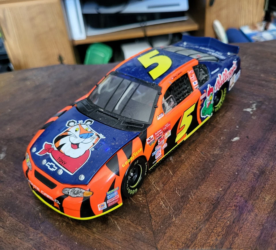 1:24 Personalizado #5 Terry Labonte Darlington Última Victoria 2003 Acción NASCAR Diecast Foto 3 de 4