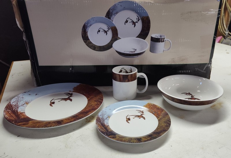 Ducks Unlimited Ducks in Flight 4pc Dinner Set Plates Bowl Mug Microwave Safe