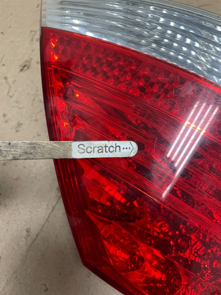 Lanterna traseira esquerda do motorista 2006 2007 2008 BMW 7-Series 750li 760li fabricante de equipamento original Q4865 DW - Imagem 4 de 4