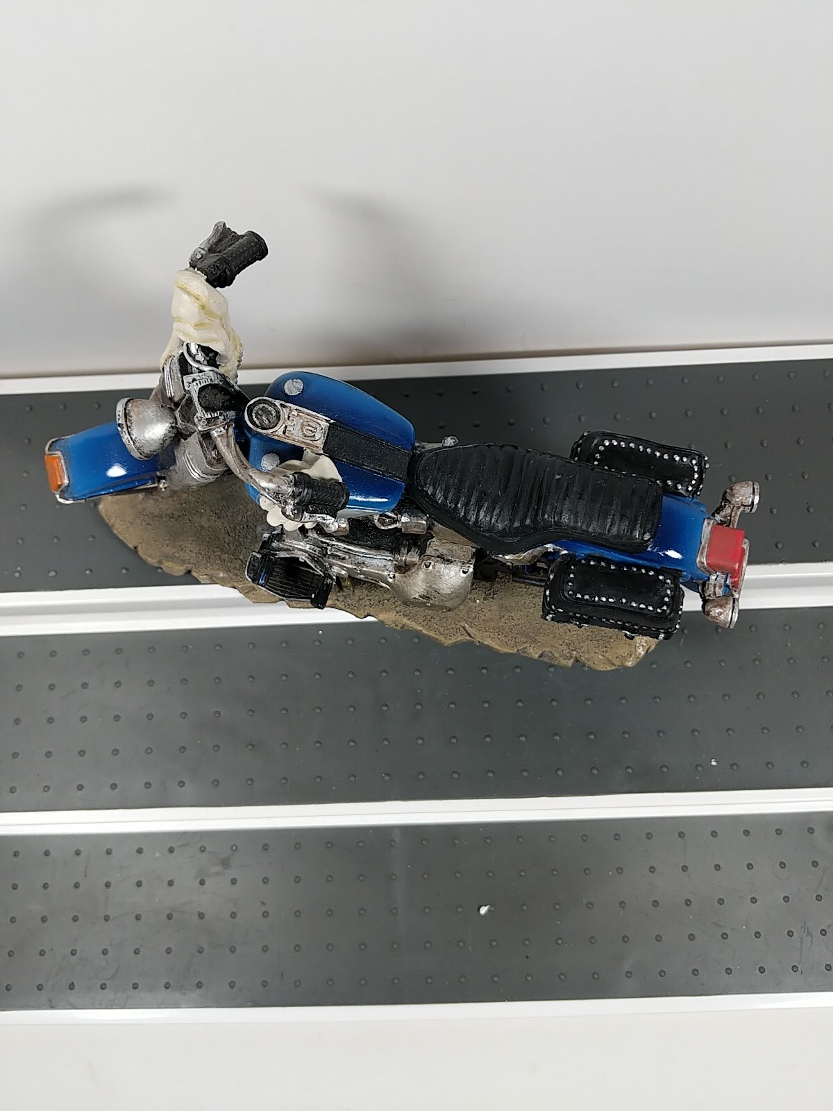 Picture 6 of 17