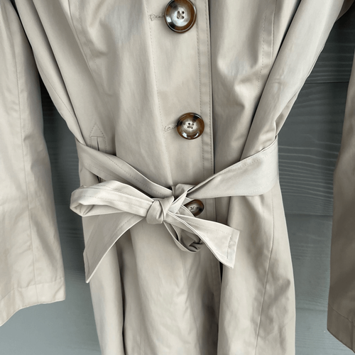 Sak’s Fifth Avenue black label rain coat - Picture 3 of 7