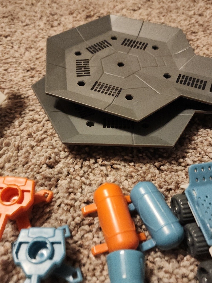 Lot of Hexbug Nano Space Bugs and Parts - See Pictures and Lot of Hexbug Nano Space Bugs and Parts - See Pictures and