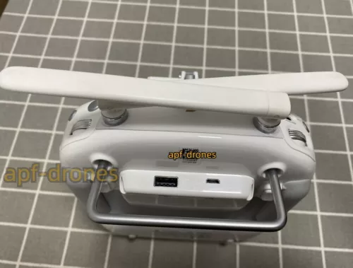 DJI Phantom 4 Pro V2.0 Transmitter Remote Controller - GL300L - Picture 5 of 8