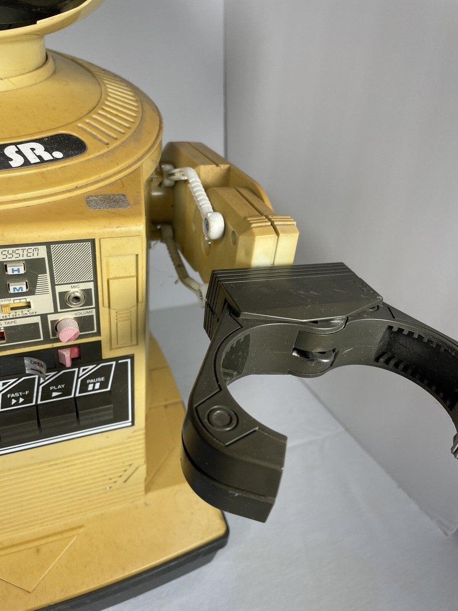 Robie Sr. RadioShack Classic Robot (Not Tested Selling In Current