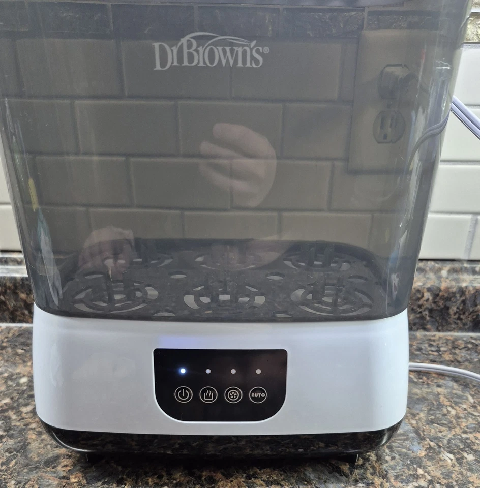 Esterilizador eléctrico Dr. Brown’s ‎AC177-WEB - Esterilizador de biberón gris funciona Foto 3 de 4