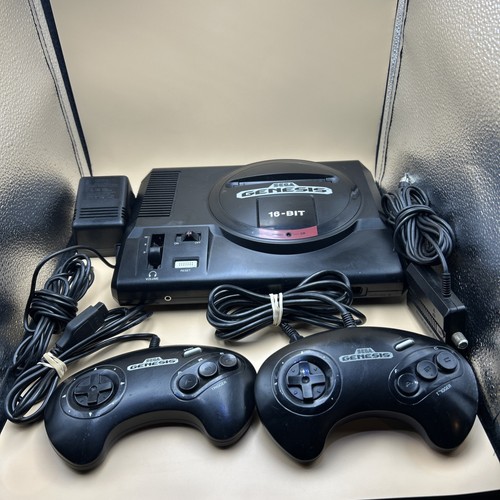 Vintage Sega Genesis Model 1601 Console Bundle 2 Controllers Cables - TESTED
