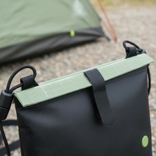 0.8L Shoulder Pouch Water-Resistant Everyday Carry Shoulder-Strap Pack Small
