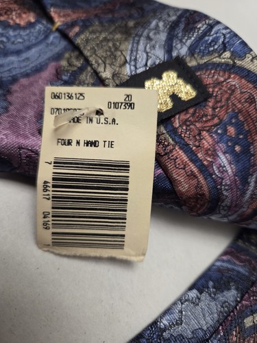 WEMBLEY VTG (NEW) MENS TIE PAISLEY MULTICOLOR 100% POLYESTER MADE IN USA 56" L - Picture 7 of 10