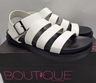 BOUTIQUE BY CORKY'S Savage White Strappy Buckle SANDALS US 8