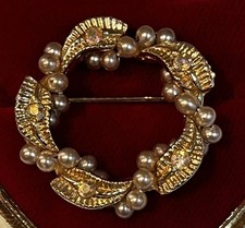 Vintage Gold Tone Wreath Faux Pearl  Rhinestone Brooch. 1.25".