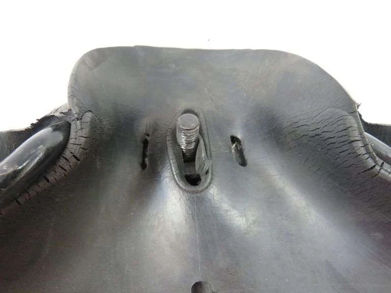 BMW/2 PRE-70 ASIENTO INDIVIDUAL CAFÉ BOBBER STEIGER SOPORTE MONTAJE RESORTE R50 R60 R69 R26 Foto 2 de 4