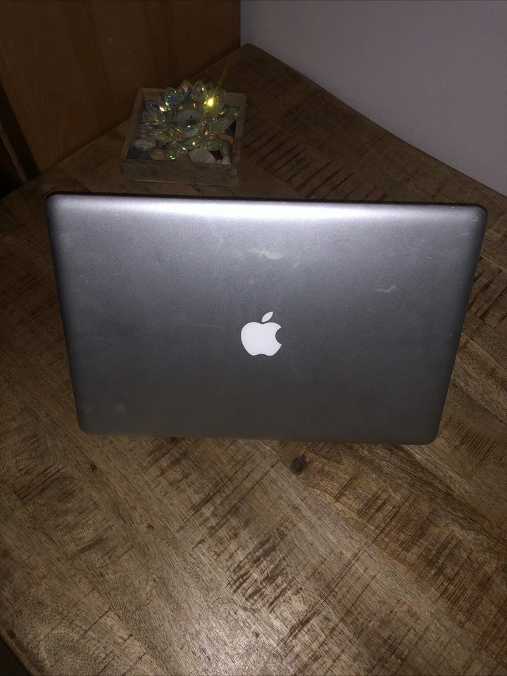 MacBook Pro (15 Zoll,Mitte 2010),8 GB 1067 MHz DDR 3,NVIDIA GeForce GT 330M 256  - Bild 2 von 3