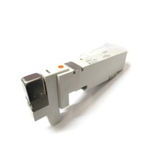 SMC VQ2101-51 Solenoid Valve #