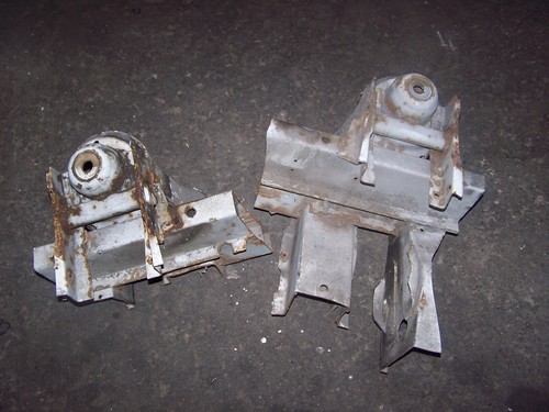 VW T3 Stoßdämpferhalterung vorn