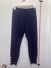 Lysse Granatowe legginsy Rozmiar Small z wyciętymi na kostkę detalami w bardzo dobrym stanie