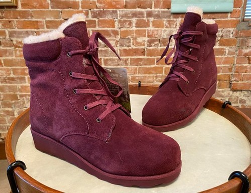 BEARPAW Wine Phoebe Suede Sheepskin 